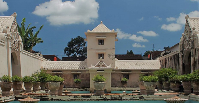 Tempat Wisata di Jogja yang Penuh dengan Sejarah, Kunjungi 3 Lokasi Ini (88273)