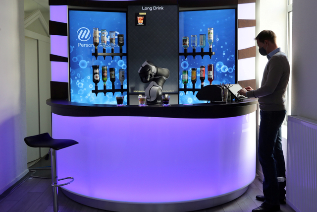 Foto: Melihat Robot Bartender dan Barista di Swiss (13341)