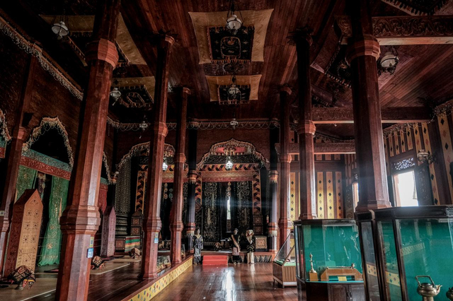 Sandiaga Uno Dorong Istana Pagaruyung Sebagai Wisata Ikonik Lain di Sumbar (139029)
