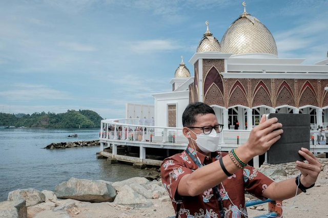 Sandiaga Uno Sebut Pesisir Selatan Tak Kalah Indah dari Raja Ampat (27269)