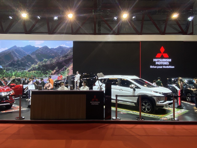 Booth Mitsubishi Motor Sudah menerapkan protokol kesehtan yang ketat, jadi aman untuk berkunjung dan test drive