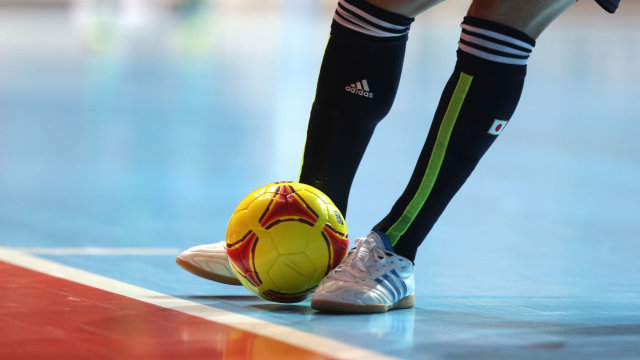 Ilustrasi Bermain Futsal (Sumber: fifa.com)