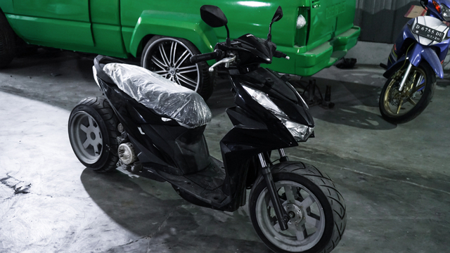 Dirombak Jadi Low Rider, Honda BeAT Ini Disuntik Mesin Turbo (12773)