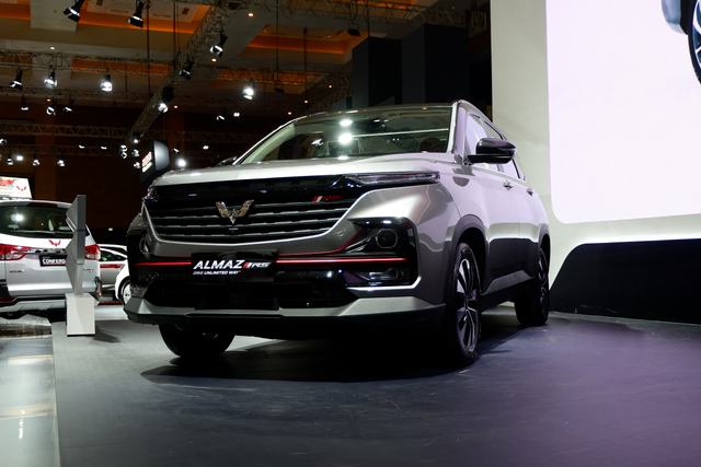 Wuling Almaz RS di IIMS Hybrid 2021. Foto: Aditya Pratama Niagara/kumparan