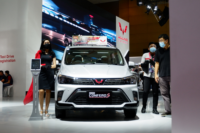 Wuling Confero S di IIMS Hybrid 2021. Foto: Aditya Pratama Niagara/kumparan