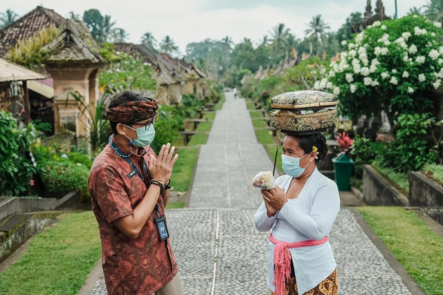 Menparekraf Sandiaga Uno di Desa Penglipuran, Bali Foto: Dok. Kemenparekraf