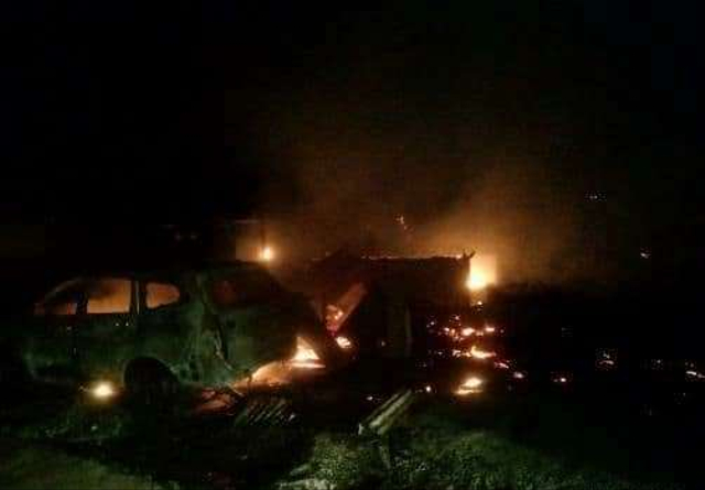 Kebakaran kos-kosan di eks Pasar Lama Tanjung Sengkuang, Batam. (Foto: Yude/Batamnews)