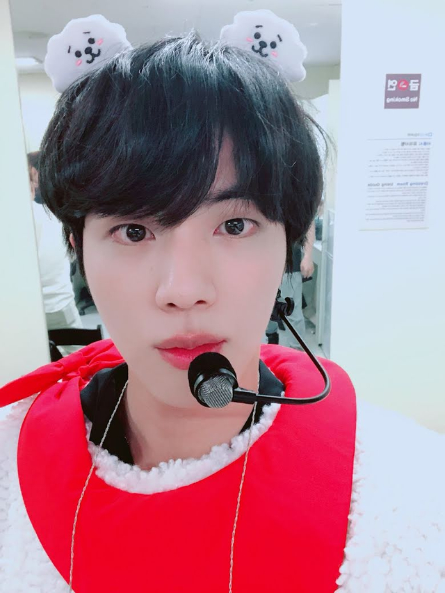 RJ BT21 Jadi Kesayangan Jin BTS, Ini Buktinya (331)