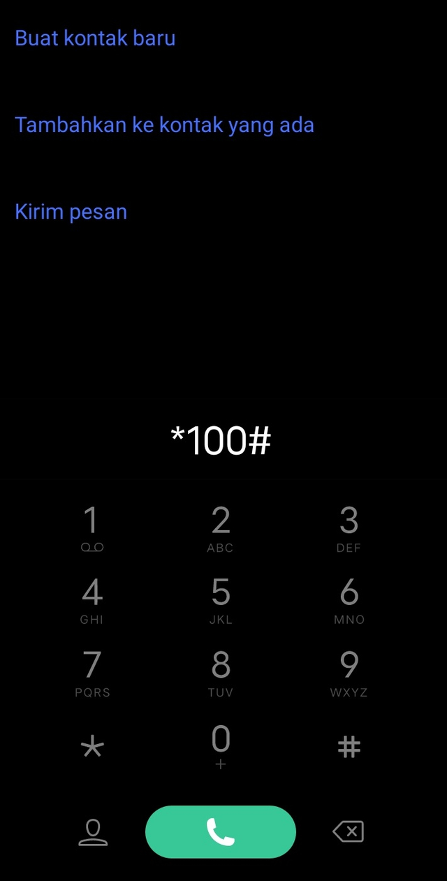 Melakukan panggilan ke *100# untuk mendapatkan paket nelpon Telkomsel. Foto: Nada Shofura/kumparan