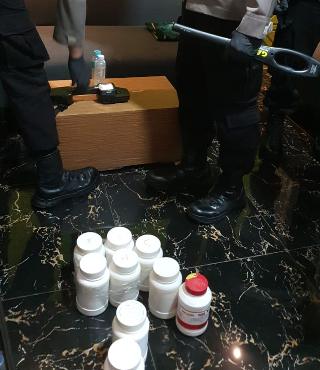 Polri Ungkap Bahan Berbahaya di Eks Markas FPI Terkait Munarman: TATP-TNT (252101)