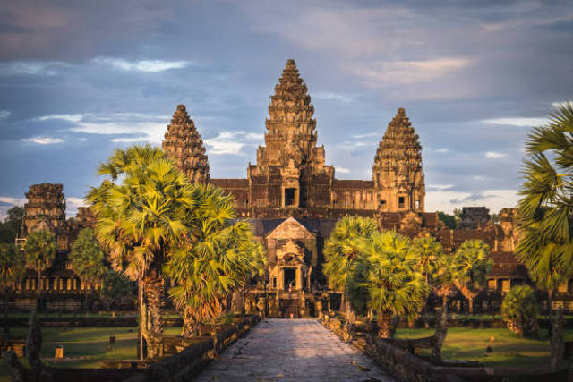 10 Tempat Bersejarah dan Paling Sakral di Dunia, Salah Satunya Ada di Indonesia (43849)