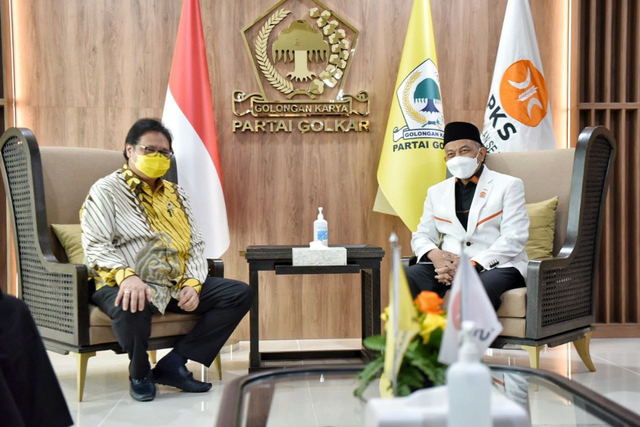 Presiden PKS Ahmad Syaikhu temui Ketua Umum Golkar Airlangga Hartarto. Foto: Dok. PKS
