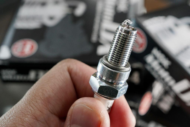 NGK Indonesa luncurkan busi baru, Moto DX. Foto: dok. NGK Indonesia