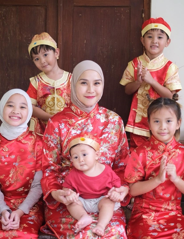 Cerita Zaskia Adya Mecca Soal Pentingnya Imunisasi untuk Anak-anaknya Foto: Instagram @zaskiaadyamecca