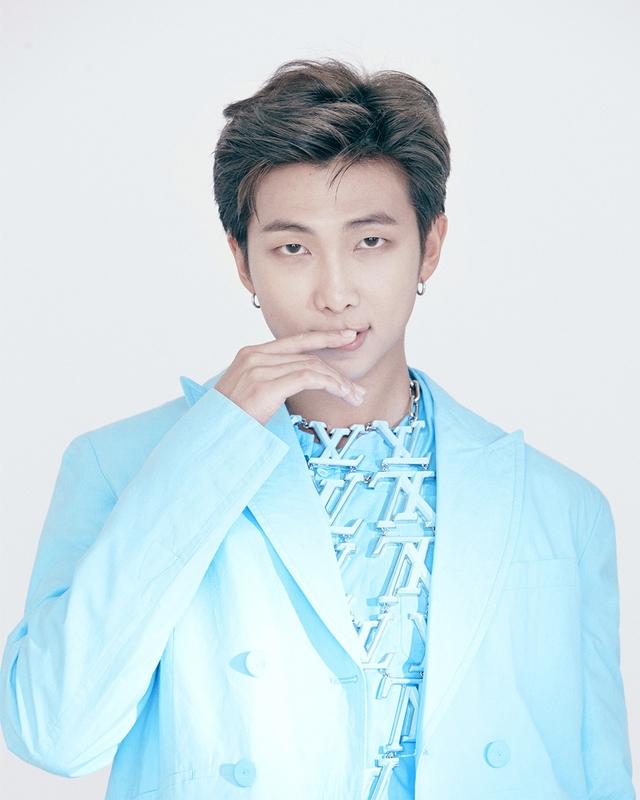 RM BTS sebagai house ambassador Louis Vuitton. Foto: Dok. Louis Vuitton
