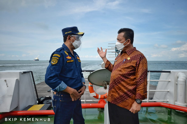 Menhub Budi Karya Sumadi bersama Gubernur Kepri. Foto: dok-Ismail/kepripedia.com