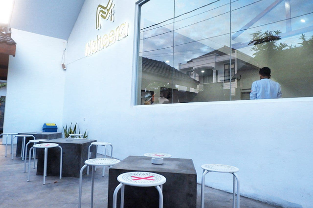 Maheera Coffee Bandar Lampung, Kafe Minimalis Berkonsep Arsitektur Skandinavia (7)