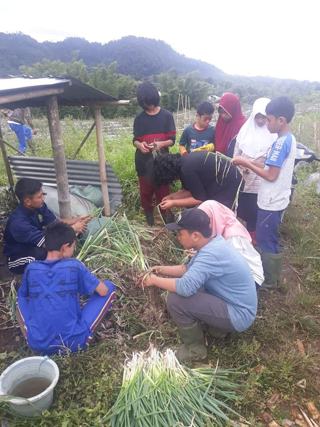 Merdeka Belajar di Sekolah Alam (6951)