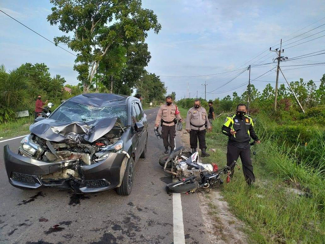 Berkecepatan Tinggi dan Oleng  2 Pemotor di Palangka Raya 