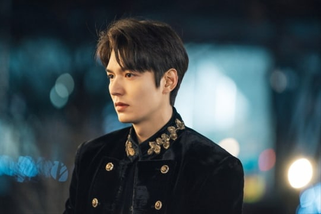 Aktor Korea Terpopuler, Lee Min Ho Foto: Soompi
