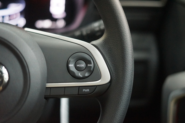 Fitur Power Mode di Toyota Raize dan Daihatsu Rocky. Foto: Muhammad Ikbal/kumparan
