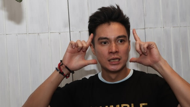 Viral Ibu-Ibu Dibantu Baim Wong Malah Ngelunjak, Netizen: Gak Tau Malu Banget (388143)