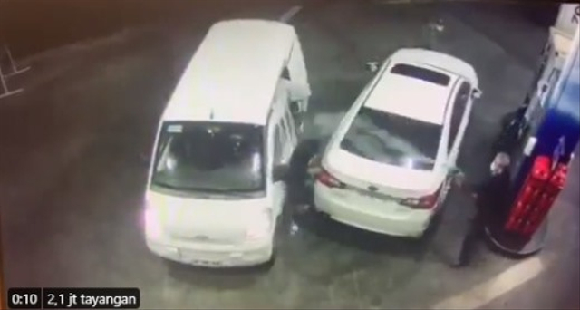 Korban Semprotkan Bensin, Komplotan Perampok SPBU Langsung Kalang Kabut (40689)