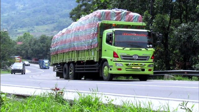 Ilustrasi truk angkutan barang. Foto: djsn.co.id