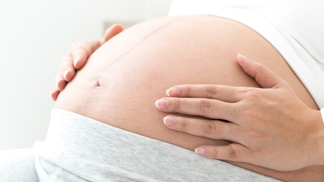 Apa yang menyebabkan kulit kering saat hamil? Foto: Shutterstock