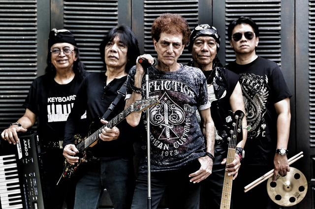 Genap Berusia 48 Tahun, God Bless Rilis Versi Baru Lagu 'Mulai Hari Ini' (316458)