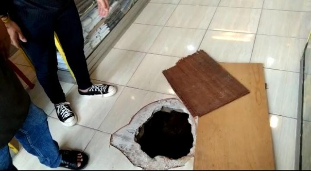 Pencurian Lewat Gorong-gorong Pasar Tengah Balam, Polisi: Pelaku Paham Wilayah (39704)