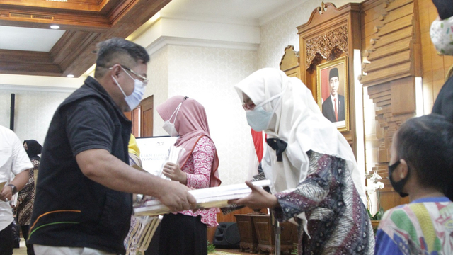 ACT Berikan Bantuan Kehormatan Kepedulian Bagi Patriot KRI Nanggala-402 (198768)