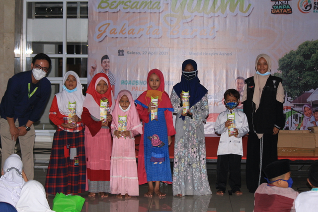 ACT dan MRI Jakarta Barat Gelar Buka Puasa Bersama Yatim (227792)