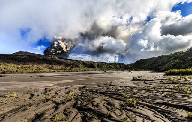 Fakta Geologis Gunung Dukono, Periode Aktivitas Erupsi Terpanjang di Indonesia (306039)