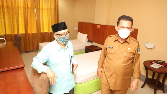 Gubernur Kepri, Ansar Ahmad meninjau Bapelkes Batan. Foto: Istimewa