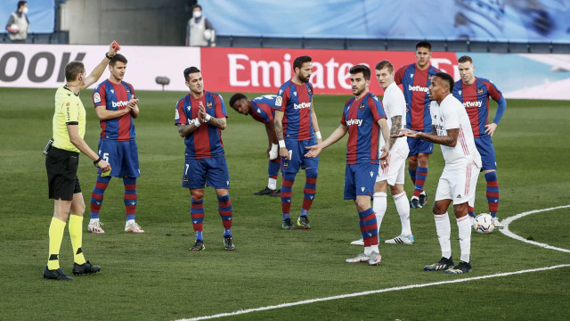 Deportivo Alaves vs Levante: Prediksi Line Up, Head to Head & Jadwal Tayang (13306)