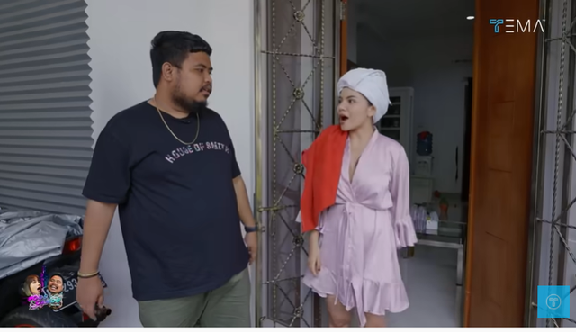 Melihat Isi Rumah Minimalis Dinar Candy, Ada Brankas Berisi Uang Rp 400 Juta (28120)