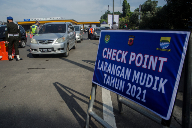 Hari Pertama Larangan Mudik, 184 Kendaraan di Kabupaten Bandung Diputar Balik (18123)
