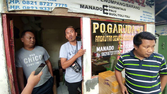 Sopir pangkalan travel Gorontalo - Manado yang ada di Jalan Kartini, Kecamatan Wenang mengeluhkan adanya larangan mudik yang membuat pendapatan mereka menurun drastis