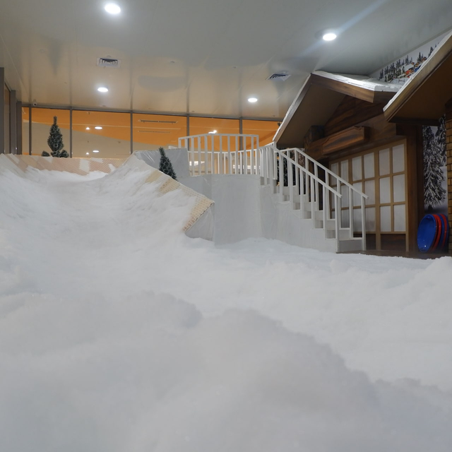 Trans Snow Lampung: Menikmati Wahana Salju Pertama di Lampung (6)