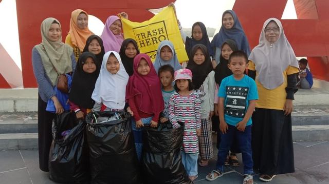 Kisah Heni Winarsih, Berjuang Menjaga Lingkungan dari Sampah Plastik (127878)