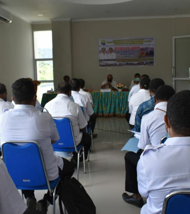 Pemda Tambrauw sedang menggelar rapat Forum OPD.