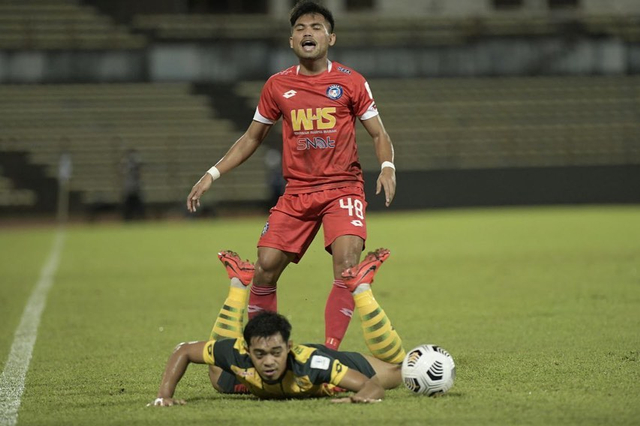 Saddil Ramdani bersama Sabah FC. Foto: IG @officialsabahfc