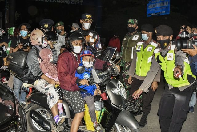 Ajak Pemudik Terobos Penyekatan, Eks Wakil FPI Aceh Ditangkap Polisi (77019)