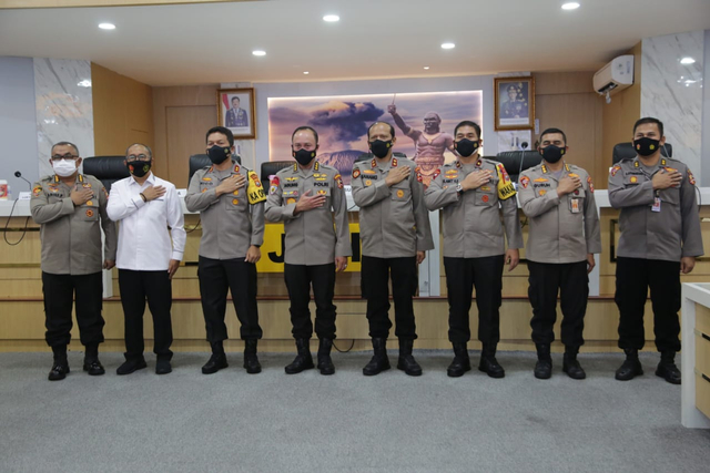 Irwasum Mabes Polri Beri Pengarahan di Polda Jatim
