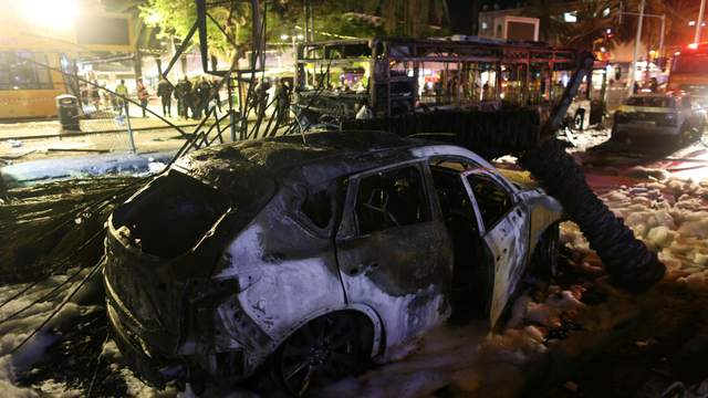 Serangan Roket dari Gaza Hantam Mobil di Israel, 2 Orang Tewas (2308)