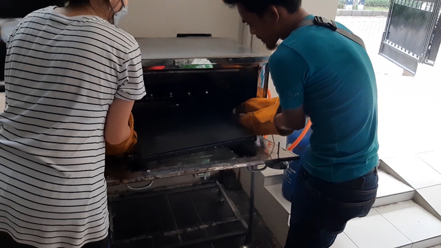 Peluang Usaha Daur Ulang Sampah Plastik Menjadi Furnitur (28156)