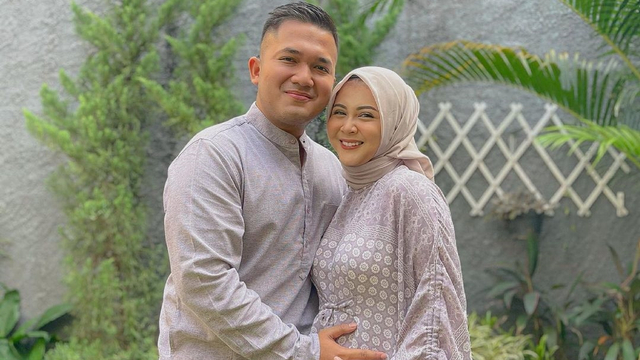 Kesha Ratuliu sedang hamil anak kedua. Foto: Instagram/@kesharatuliu05