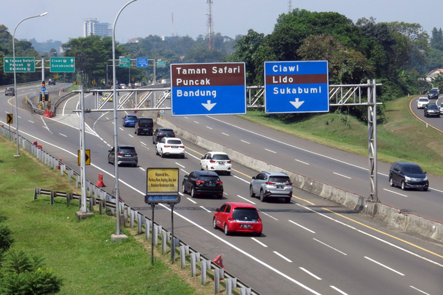 Kawasan Puncak Masih Sering Macet, Kemenhub Siapkan Sistem 4 in 1 (102876)