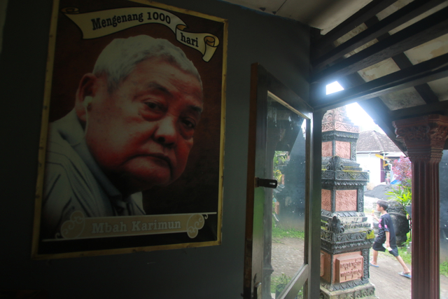 Foto: Padepokan Seni Topeng Malangan Asmoro Bangun di Tengah Pandemi (82530)